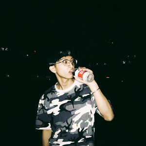 三级黄色录像在线看胸大的夫妻
