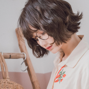 三级黄色录像在线看胸大的夫妻
